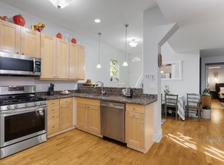 7407 N Hoyne Ave APT A, Chicago, IL 60645