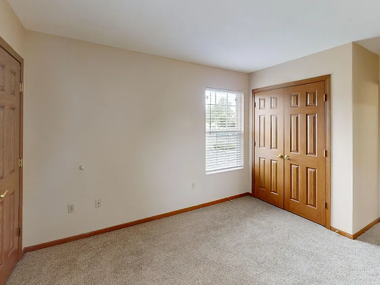 Duck Creek Apartments — Photo 42