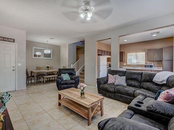 4th image of 6055 Clovelly St