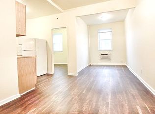 32-32 44th St #2, Astoria, NY 11103