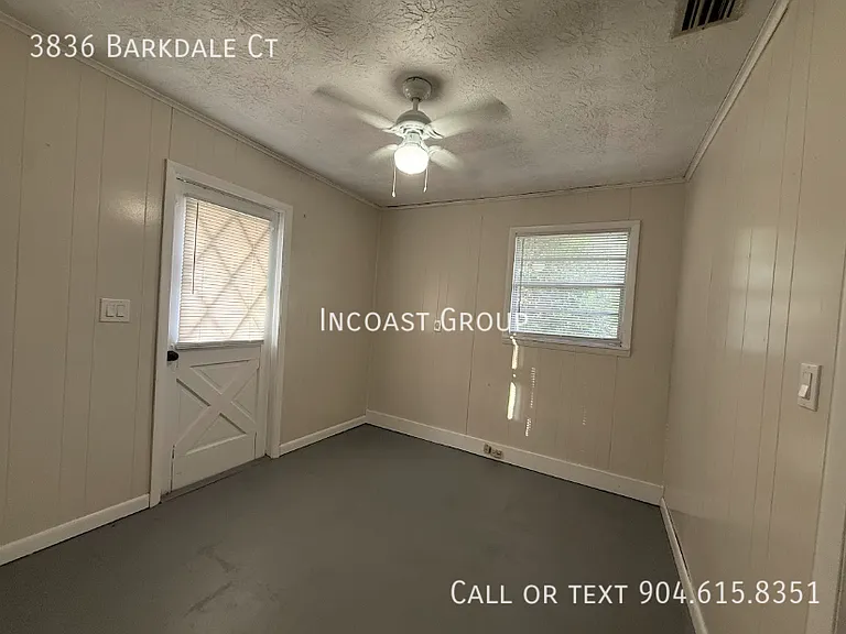 3836 Barkdale Ct — Photo 2