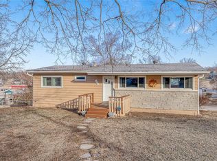 1107 College Hill St, Pleasant Hill, MO 64080