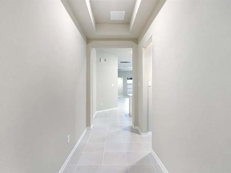 10518 Cecilia Star Ln — Photo 2