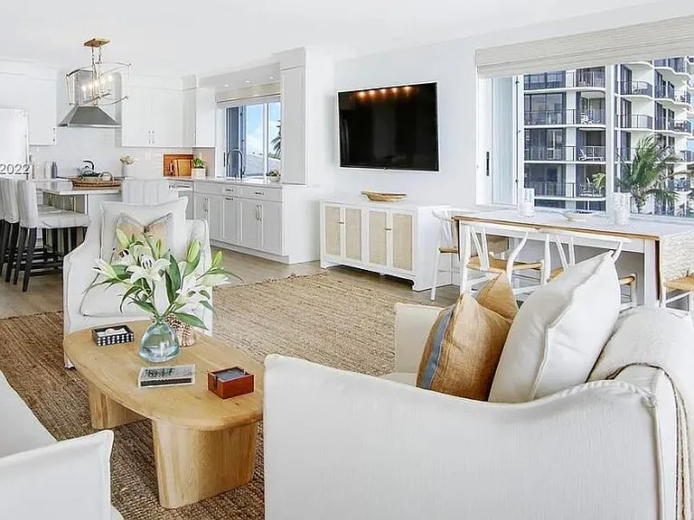350 Beach Rd #401 — Photo 18