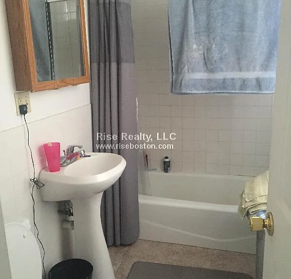 29 Cummings Rd #6 — Photo 8