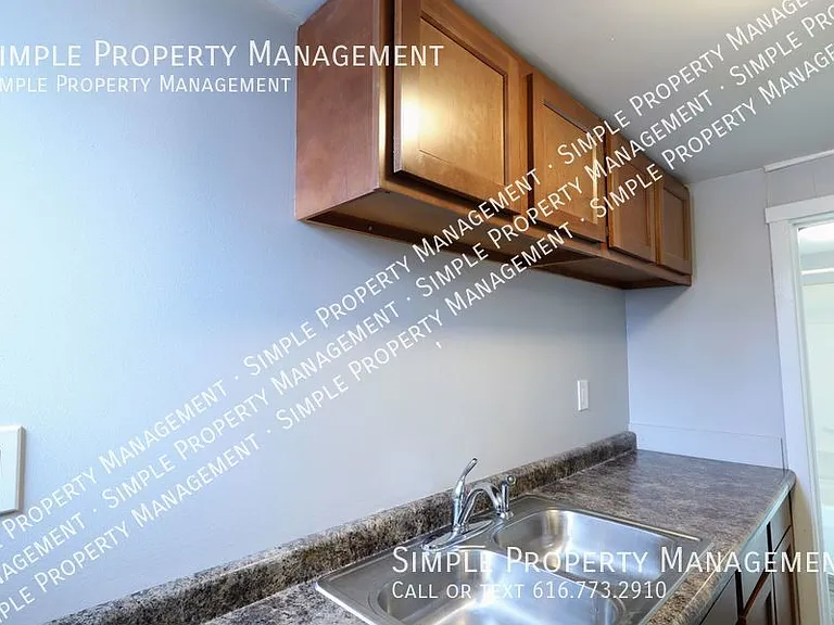 920 4th St NW #2 — Photo 16