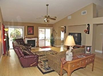 2nd image of 8355 Vista Colorado St