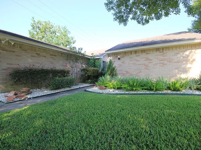 24002 Silversmith Ln — Photo 1