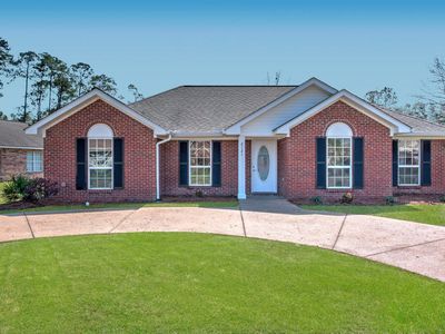 2121 Highland Dr, Gautier, MS, 39553
