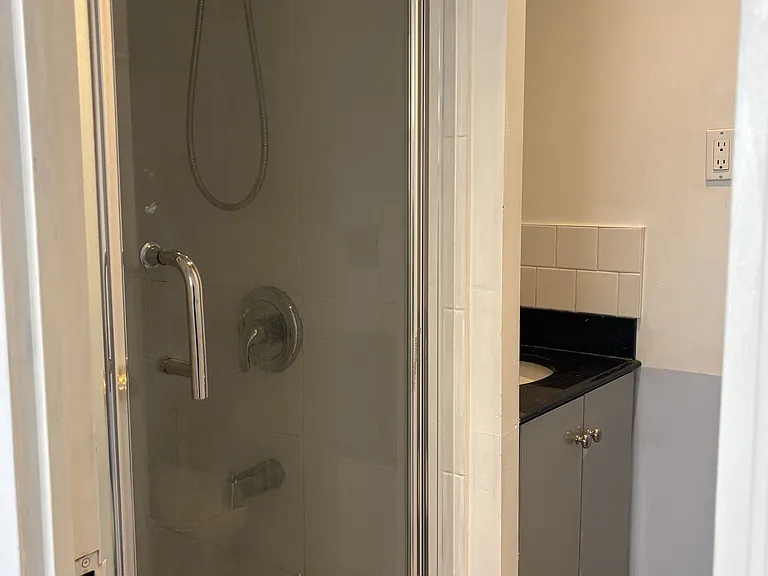 4091 Sheppard Ave E #1601 — Photo 19