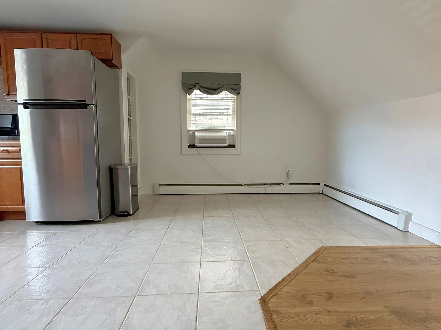 1 bed, 750 sqft, $1,950 — Photo 2