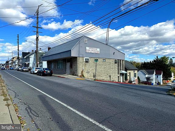 2nd image of 136 N Cannon Ave