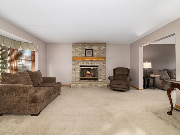5th image of 2015 Torwood Cir