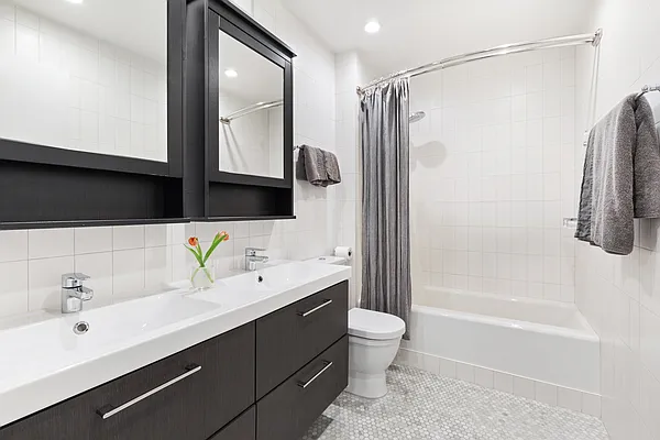 Sold by Compass | media 9