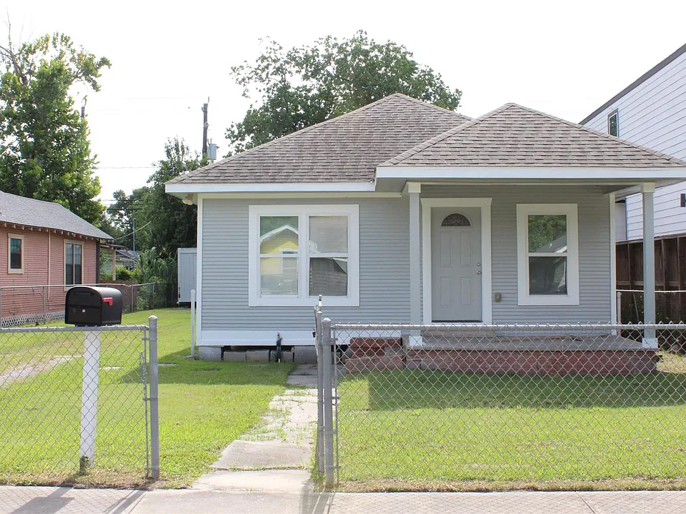 410 Hahlo St