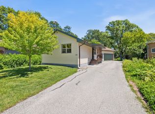 1019 S 6th St, De Pere, WI 54115