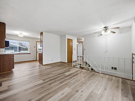 4th image of 3138 Bayberry Dr SW