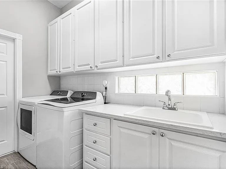 7549 Garibaldi Ct — Photo 24