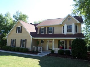 45 Glenridge Dr, Newnan, GA 30265