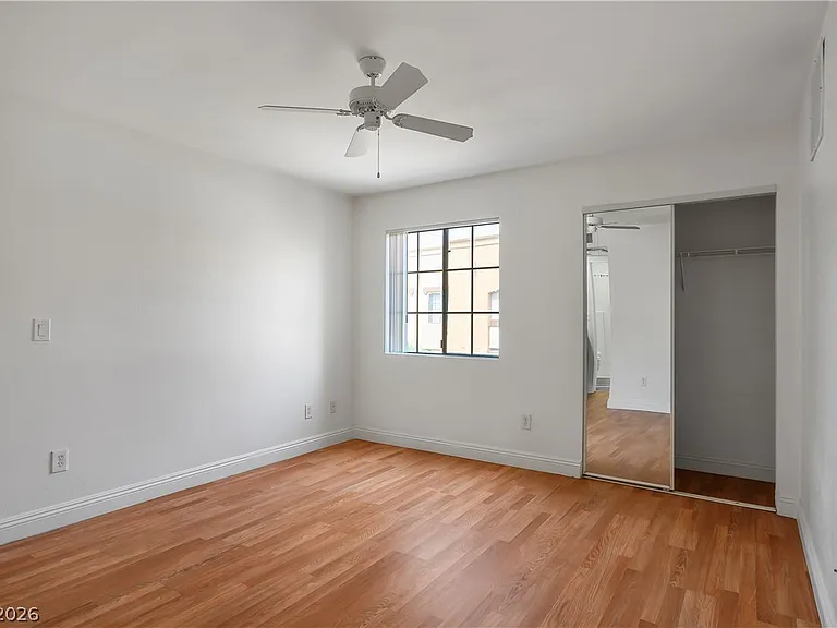 5170 S Jones Blvd #206 — Photo 10