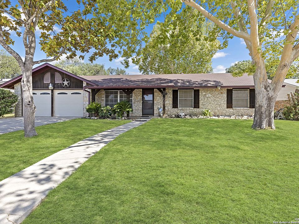 1st image of 2707 Belvoir Dr