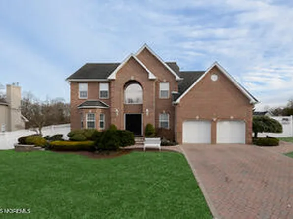 106 Jordyn Court, Old Bridge, NJ 08857
