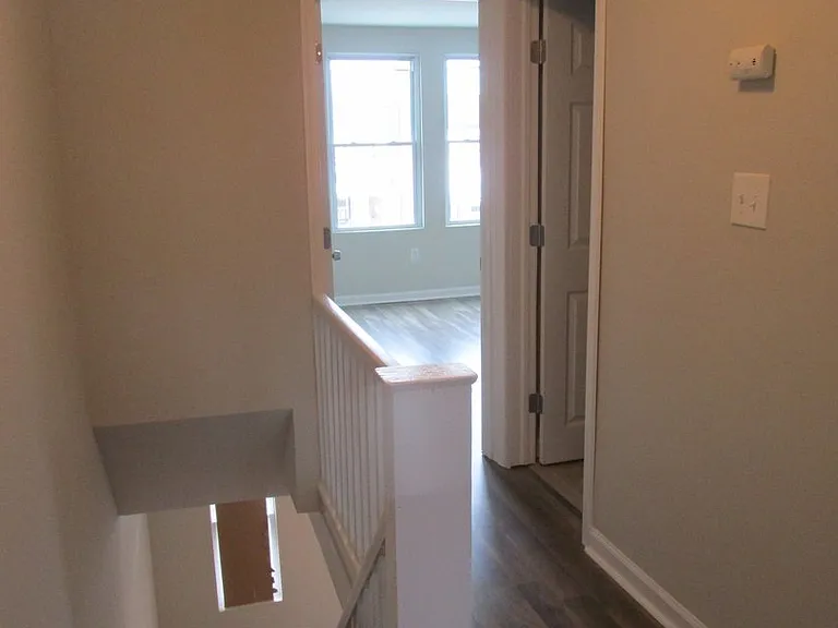 7720 Temple Rd — Photo 6