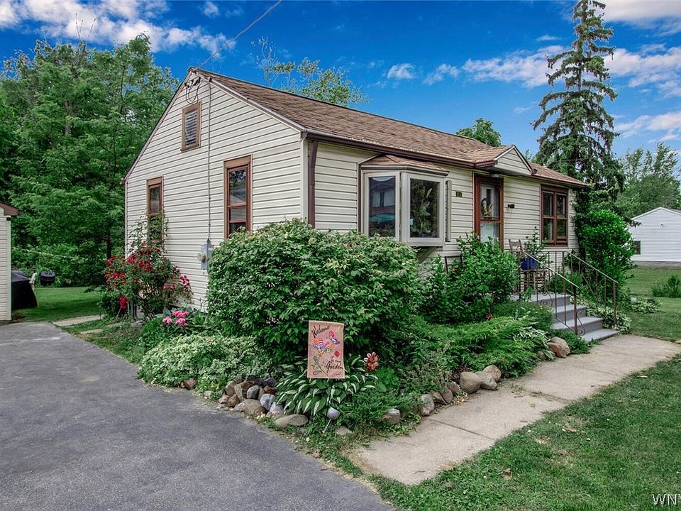 4046 Woodlawn Ave, Blasdell, NY 14219 Zillow