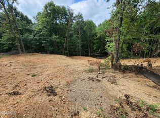 8217 Cricket Rd, Powell, TN 37849