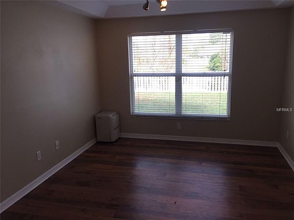 5th image of 2411 Sagemont Dr