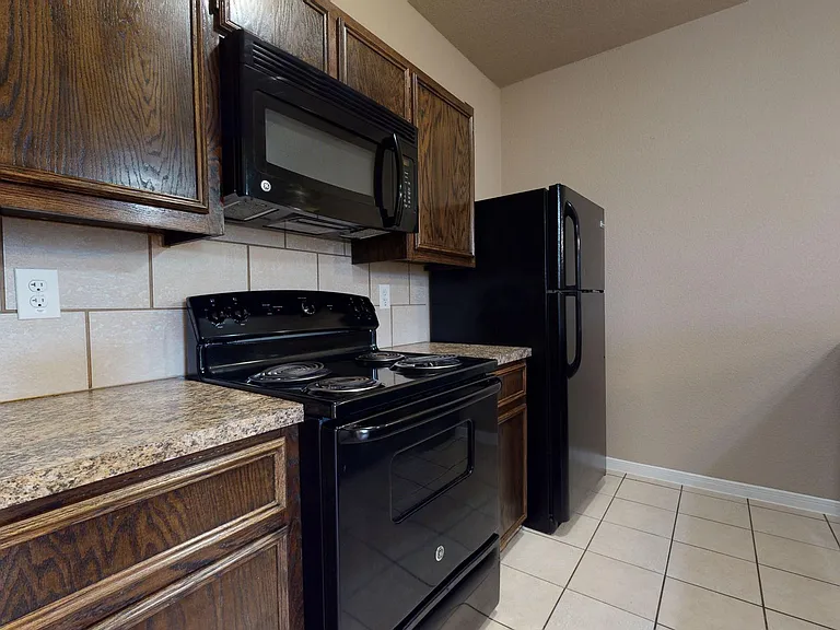 1707 Aztec Trce #A — Photo 6