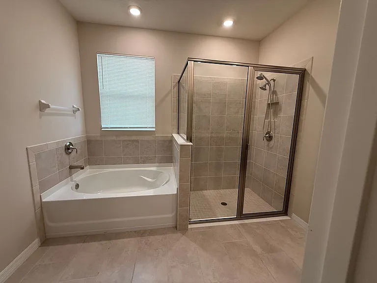 5740 Woodland Sage Dr — Photo 28