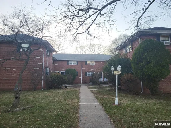 295 Tenafly Rd APT D, Tenafly, NJ 07670