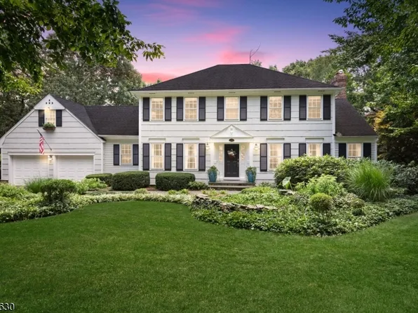 140 Preston Dr, Long Hill Twp., NJ 07933