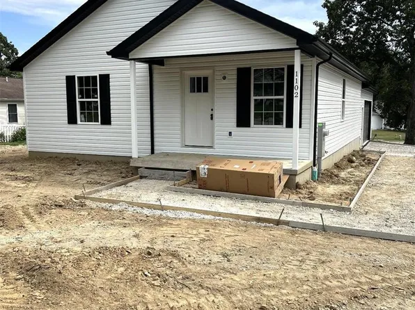 1102 Congress St, Pacific, MO 63069