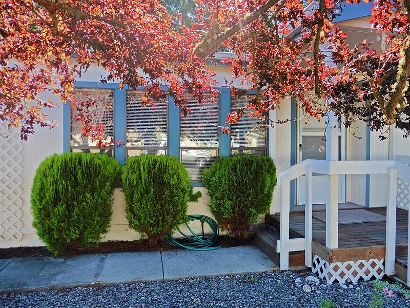1st image of 331 Parkwood Blvd