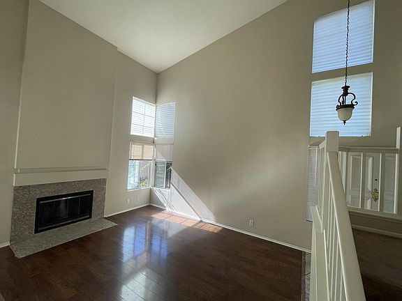 5th image of 2050 Napoli Ct Unit 104