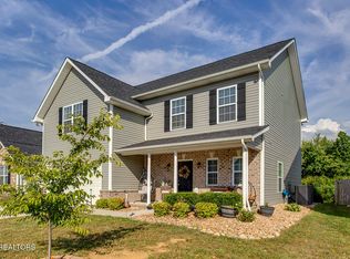 3032 Dominion Dr, Maryville, TN 37803