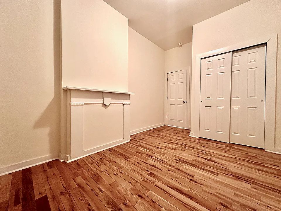 1st image of 451 W 36th St APT 1B