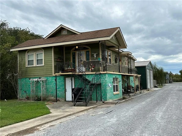 113 Mark Ln, Buras, LA 70041