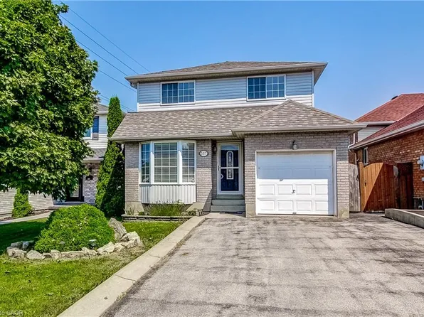 357 Acadia Dr, Hamilton, ON L8W 3L7