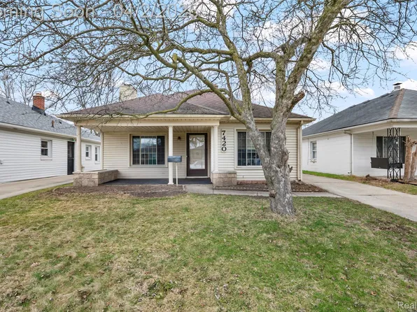 7420 Fenton St, Dearborn Heights, MI 48127
