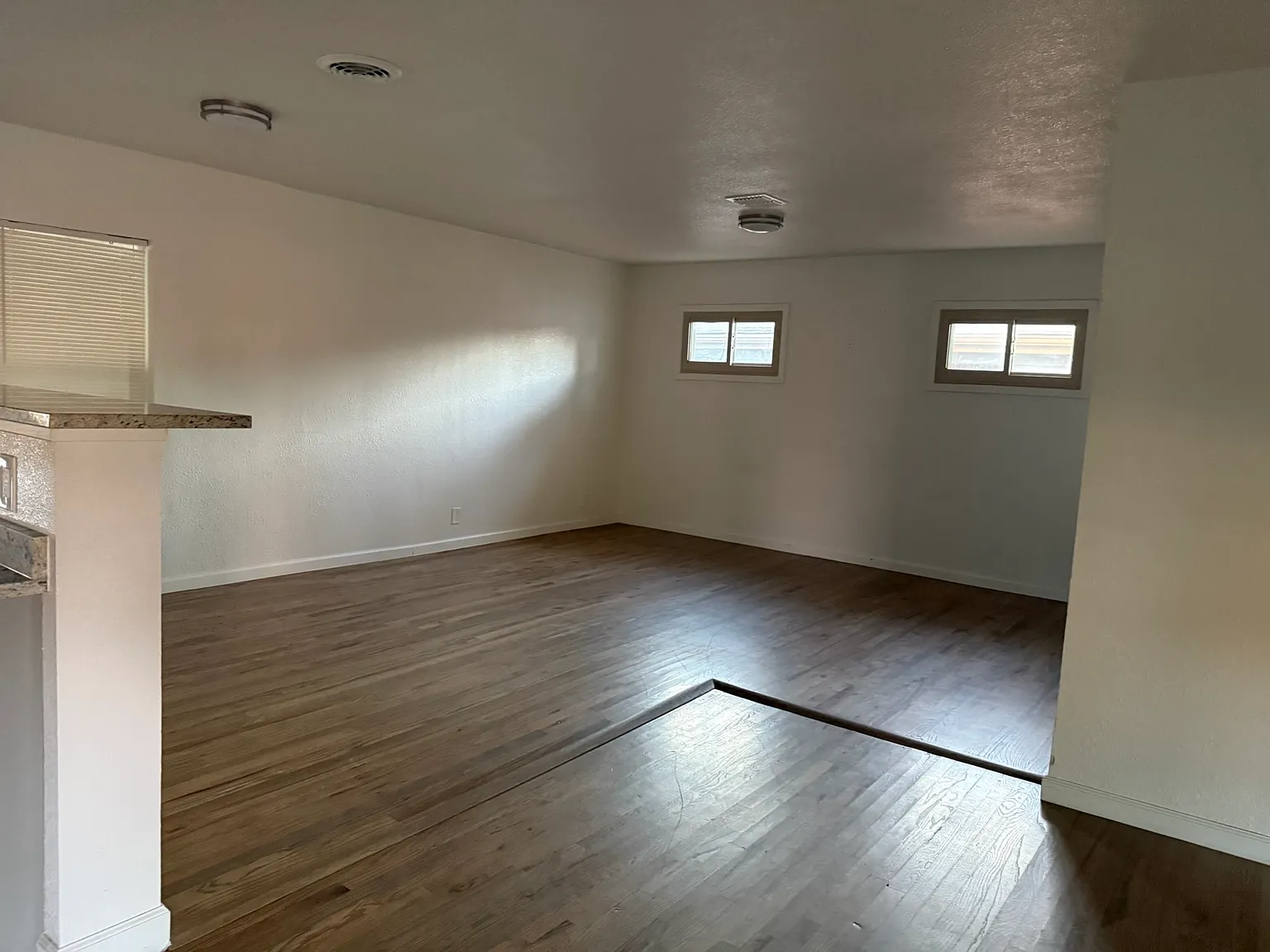 3 bed, 1491 sqft, $2,000 — Photo 3
