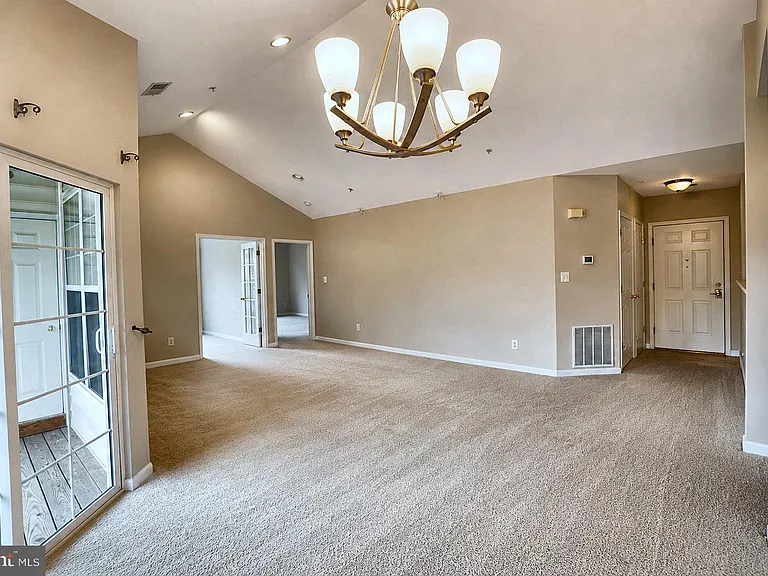 25340 Lake Mist Sq #301 — Photo 11