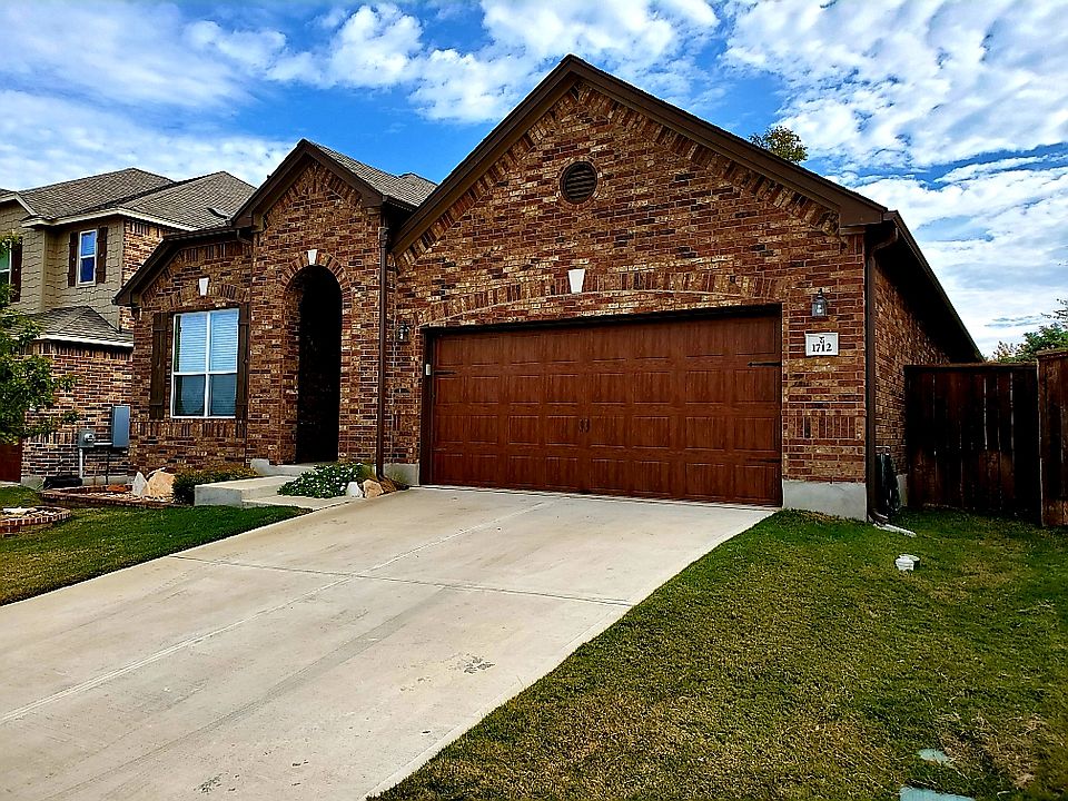 1st image of 1712 Bovina Dr