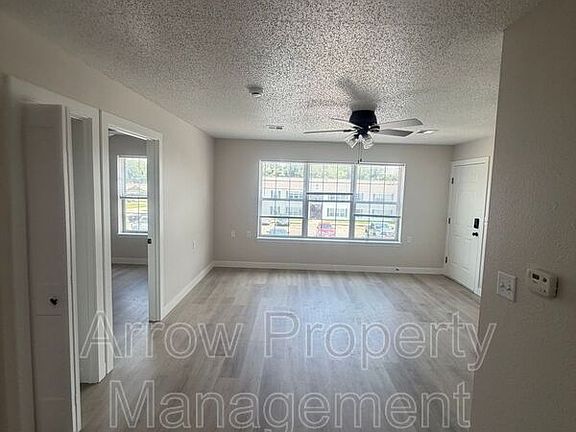 5th image of 1015 W 14th St #8