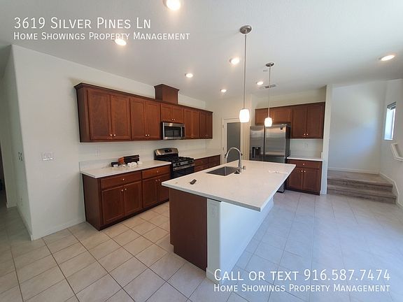 2nd image of 3619 Silver Pine Ln