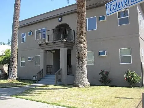 104 N Calaveras St Photo 1