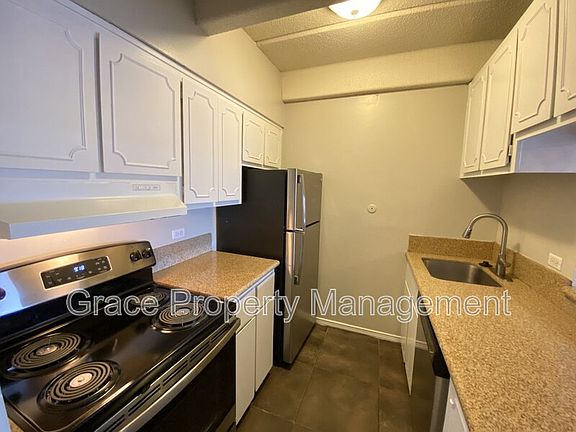 2nd image of 1441 N Humboldt St APT 306