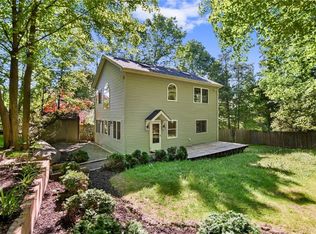 6 Woodstock Rd, Carmel, NY 10512